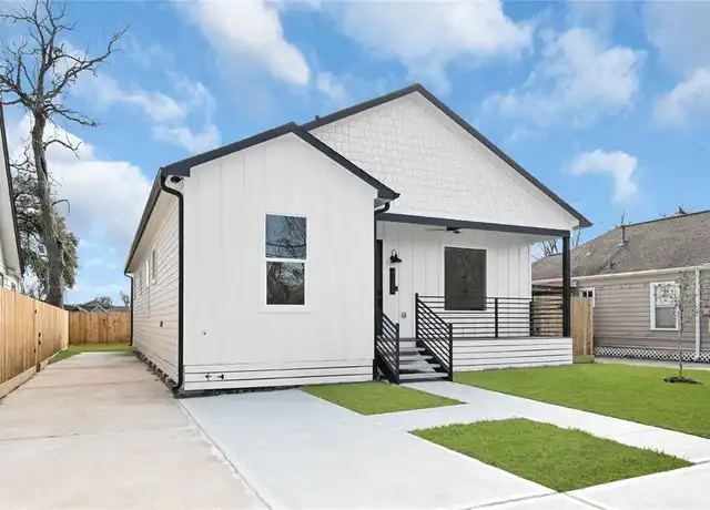 Property at 4720 Providence St, Houston, TX, 77020, 3 beds, 2 baths, [object Object]