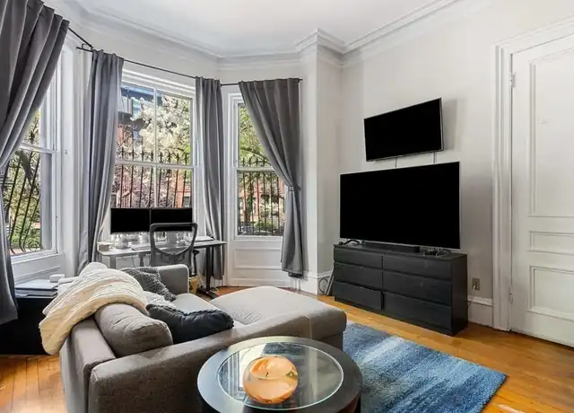 Property at 296 Marlborough St Unit 2, Boston, MA, 02116, 1 bed, 1 bath, [object Object]