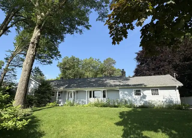 Property at 41 Roosevelt St, Hadley, MA, 01035, 4 beds, 2 baths, [object Object]