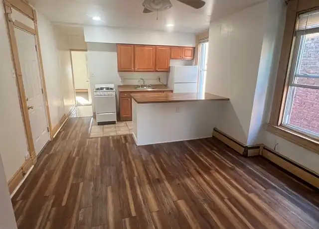 Property at 3612 Dawson St Unit 3, Pittsburgh, PA, 15213, 3 beds, 1 bath, [object Object]