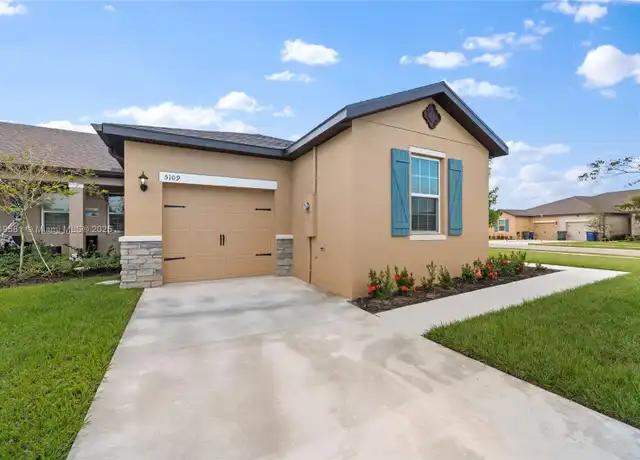 Property at 5109 Joyous Pl Unit 5109, Fort Pierce, FL, 34947, 4 beds, 2 baths, [object Object]