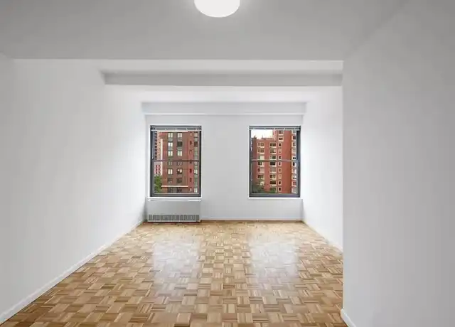 Property at 75 West St Unit 5R, New York, NY, 10006, 3 beds, 2 baths, [object Object]