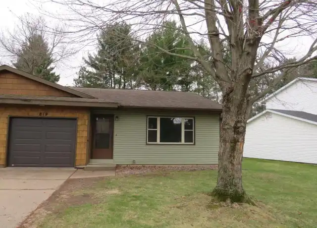 Property at 817 Dorbe St, Eau Claire, WI, 54701, 2 beds, 1 bath, [object Object]