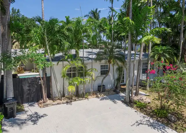 Property at 1400 NE 4th Ct Unit 3, Fort Lauderdale, FL, 33301, 2 beds, 2 baths, [object Object]