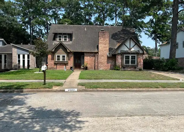 Property at 1607 N Hollow Dr, Humble, TX, 77396, 5 beds, 3 baths, [object Object]