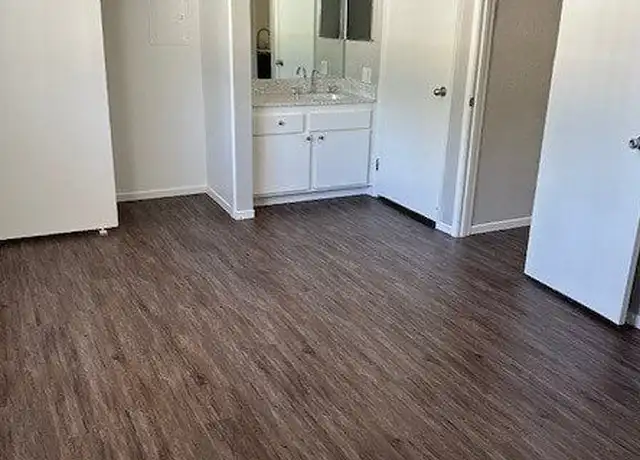 Property at Casa De Valle - 930 Palmbrook Dr, Redlands, CA, 92373, 1-2 bed, 1 bath, [object Object]