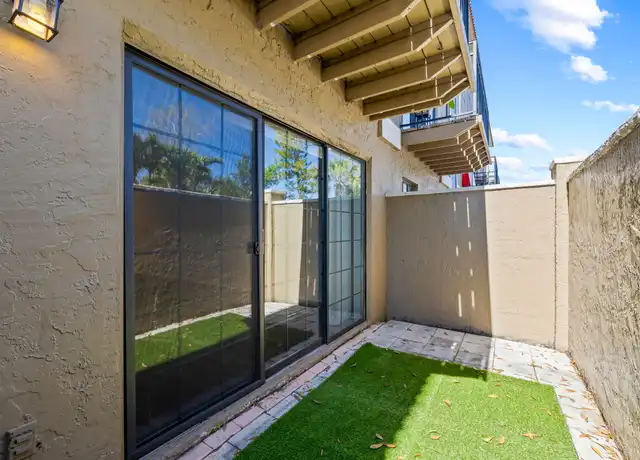 Property at 208 S Habana Ave Unit 208G, Tampa, FL, 33609, 2 beds, 2.5 baths, [object Object]
