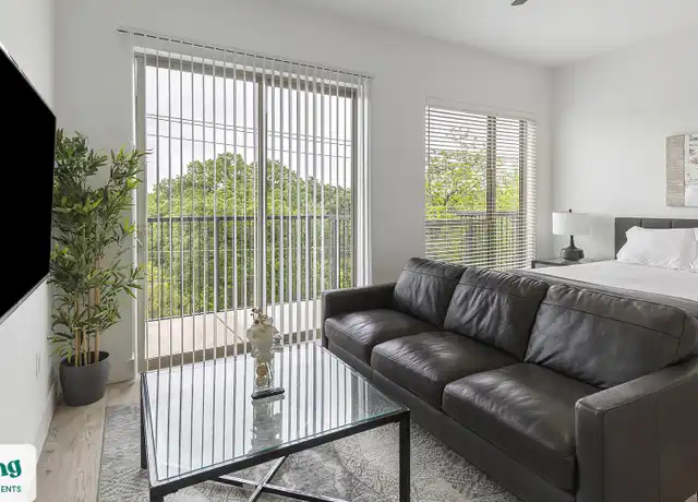 Property at 650 E Sycamore St Unit 33151408267, Denton, TX, 76205, 0 beds, 1 bath, [object Object]