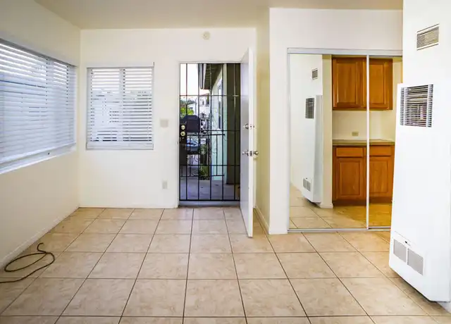 Property at 425 Bonair St Unit 5, La Jolla, CA, 92037, 0 beds, 1 bath, [object Object]