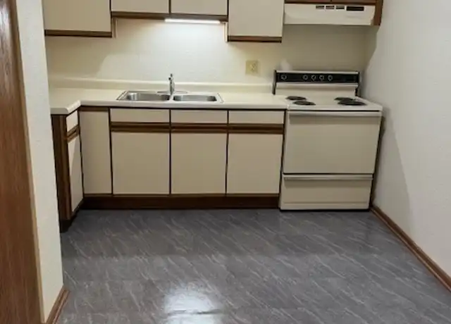 Property at 331 W Main St Unit 203, Waukesha, WI, 53186, 1 bed, 1 bath, [object Object]