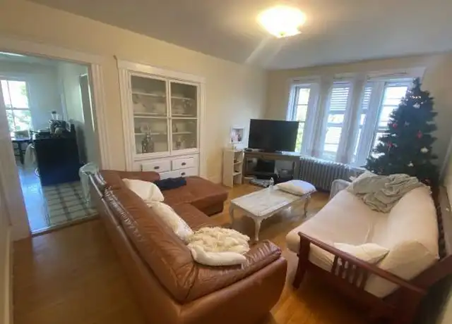 Property at 35 Fairfield St, Cambridge, MA, 02140, 3 beds, 1 bath, [object Object]