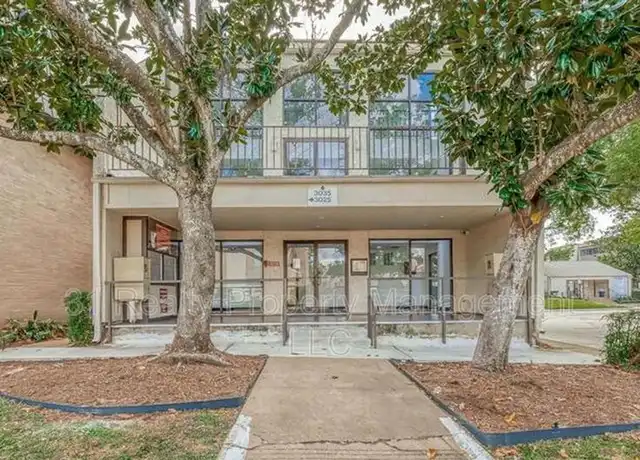 Property at 3025 Walnut Bend Ln #32, Houston, TX, 77042, 2 beds, 1.5 baths, [object Object]