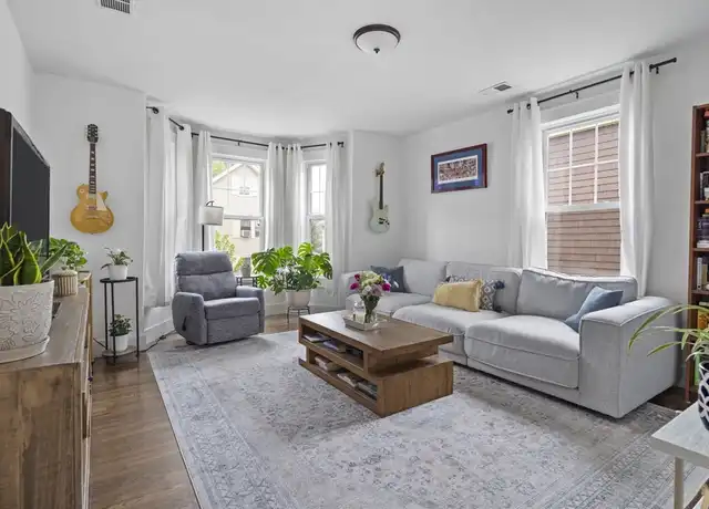 Property at 18 Brent St #2, Dorchester, MA, 02124, 1 bed, 1 bath, [object Object]