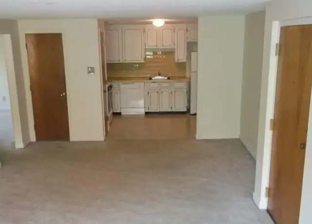 Property at 153 Concord St Unit 12, Newton, MA, 02462, 2 beds, 1 bath, [object Object]