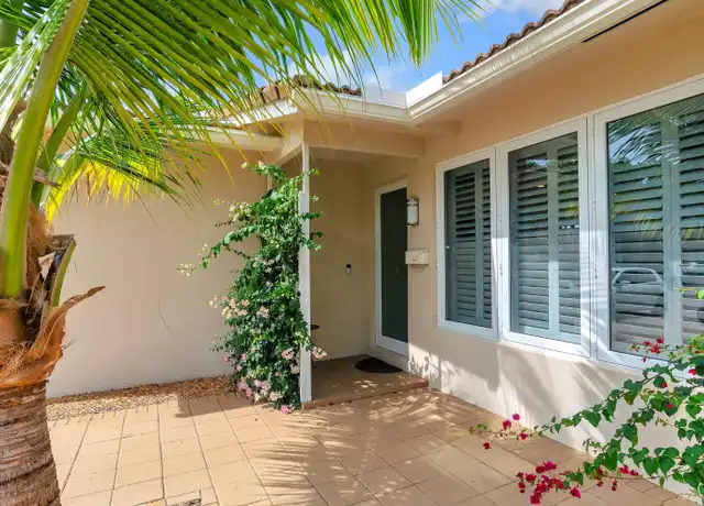 Property at 5811 NE 22nd Way, Fort Lauderdale, FL, 33308, 2 beds, 2 baths, [object Object]