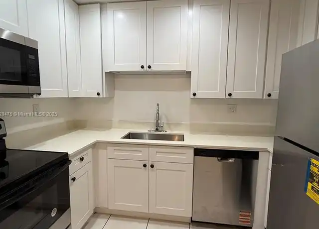 Property at 11392 Royal Palm Blvd #11392, Coral Springs, FL, 33065, 2 beds, 1 bath, [object Object]