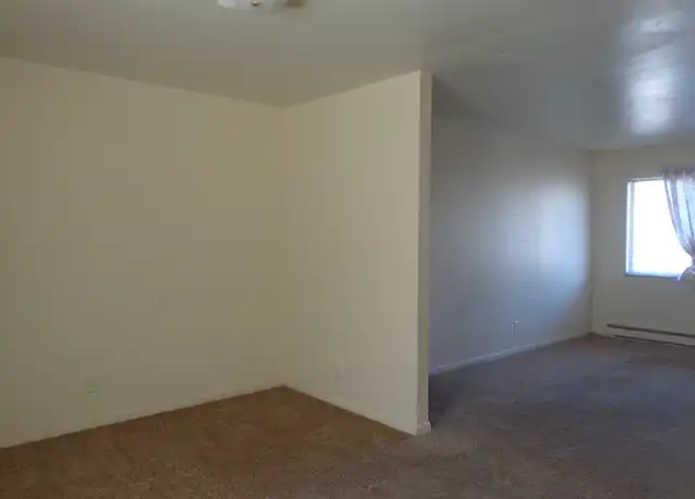 Property at 713 Cedar Dr, Fairborn, OH, 45324, 0 beds, 1 bath, [object Object]