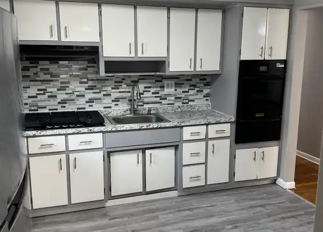 Property at 605 W Grand Ave Unit 2, Rahway, NJ, 07065, 3 beds, 1 bath, [object Object]