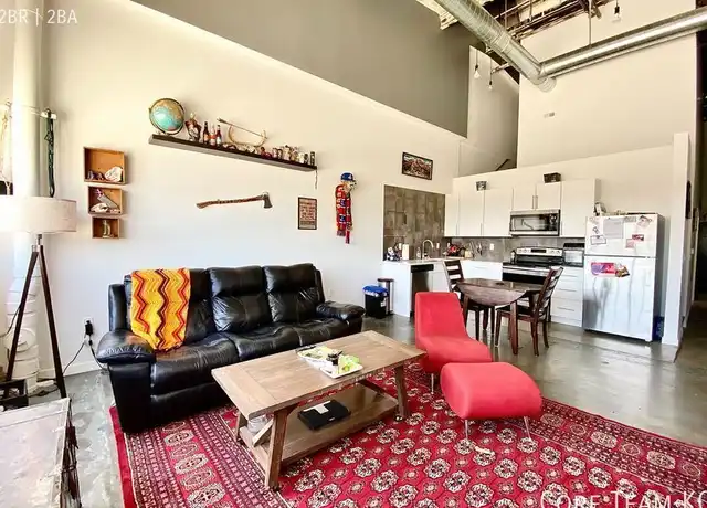 Property at 1180 E 30th St Unit 204, Kansas City, MO, 64109, 2 beds, 2 baths, [object Object]