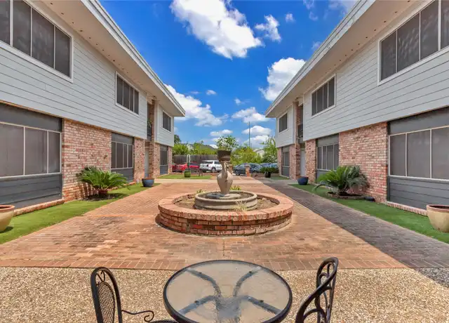 Property at 2011 Marshall St Unit 12, Houston, TX, 77098, 2 beds, 1 bath, [object Object]