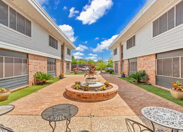 Property at 2011 Marshall St Unit 12, Houston, TX, 77098, 2 beds, 1 bath, [object Object]