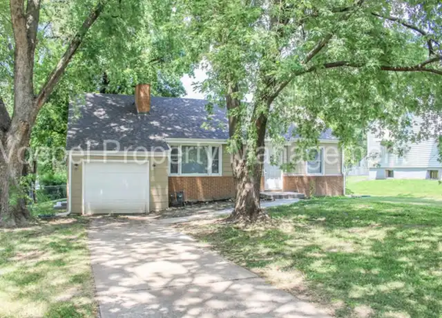 Property at 10002 E 35th Ter S, Independence, MO, 64052, 3 beds, 1 bath, [object Object]