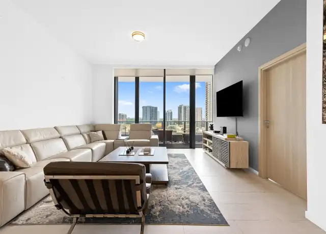 Property at 1000 Brickell Plz #1810, Miami, FL, 33131, 1 bed, 1.5 baths, [object Object]