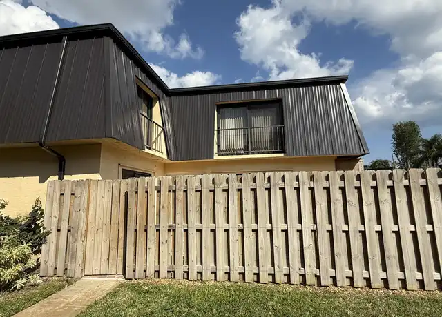Property at 2429 Waterside Dr, Lake Worth, FL, 33461, 2 beds, 2.5 baths, [object Object]
