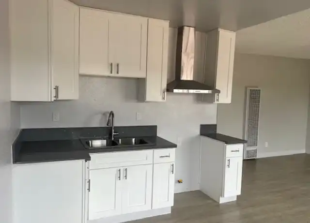 Property at 609 W 94th St Unit 19, Los Angeles, CA, 90044, 2 beds, 1 bath, [object Object]