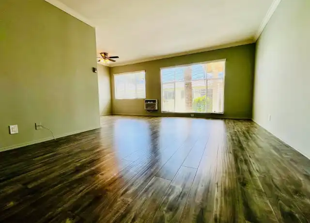 Property at 4475 Murietta Ave Unit 24, Sherman Oaks, CA, 91423, 2 beds, 1 bath, [object Object]