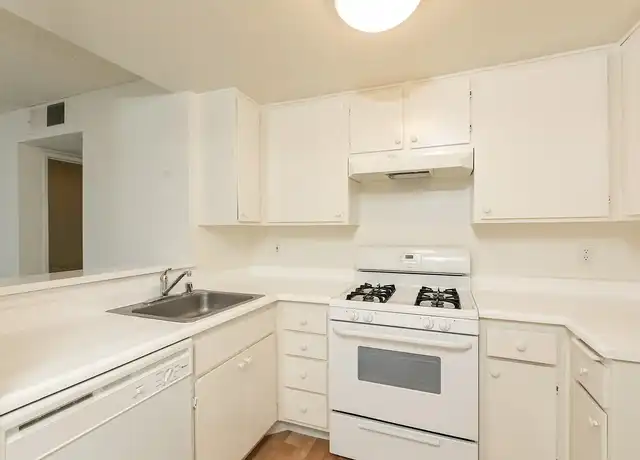 Property at Sunset Martel Towers - 1400 N Martel Ave, Los Angeles, CA, 90046, 0-1 beds, 1 bath, [object Object]