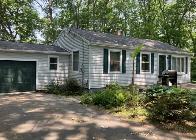 Property at 229 Wauregan Rd, Killingly, CT, 06239, 2 beds, 1 bath, [object Object]