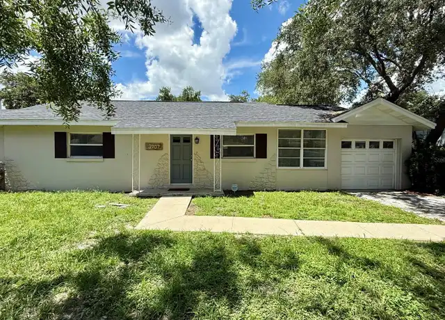 Property at 3907 W Mullen Ave, Tampa, FL, 33609, 2 beds, 2 baths, [object Object]