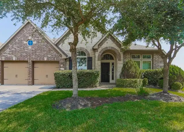 Property at 13802 Royal Ridge Dr, Pearland, TX, 77584, 3 beds, 2 baths, [object Object]