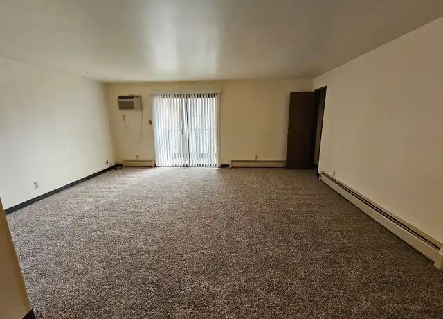 Property at 1201 E Gunn St Unit FB 3011, Appleton, WI, 54915, 2 beds, 1 bath, [object Object]