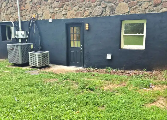 Property at 1065 Izaak Walton Rd Unit 2, Madison Heights, VA, 24572, 2 beds, 1 bath, [object Object]