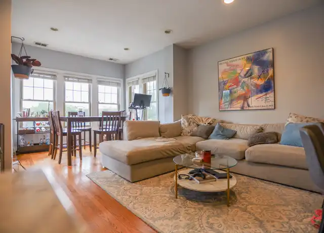 Property at 920 W Buena Ave Unit 3E, Chicago, IL, 60613, 3 beds, 2 baths, [object Object]