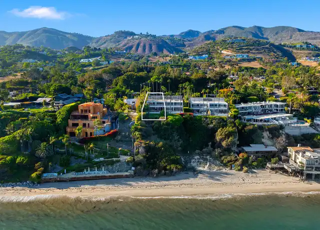 Property at 27428 Pacific Coast Hwy, Malibu, CA, 90265, 4 beds, 4 baths, [object Object]