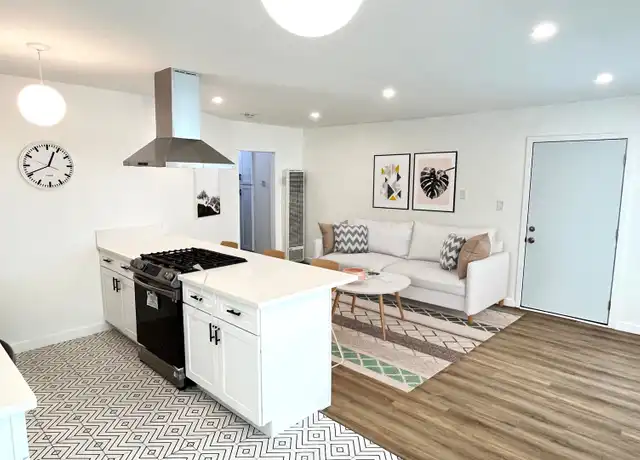 Property at 237 Catalina St Apt 5, Los Angeles, CA, 90004, 2 beds, 1 bath, [object Object]
