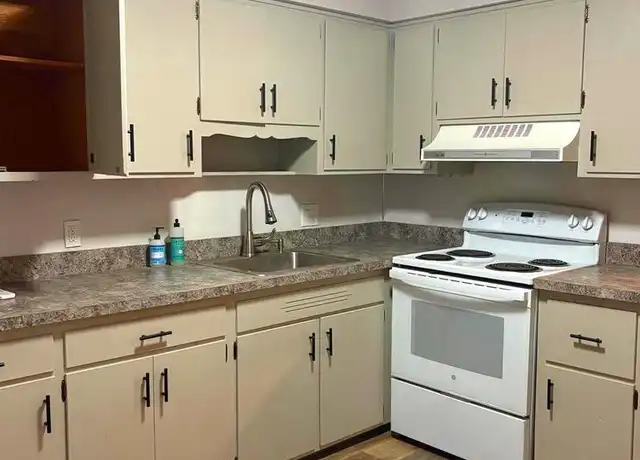 Property at 2 Bridge St, Lambertville, NJ, 08530, 1 bed, 1 bath, [object Object]