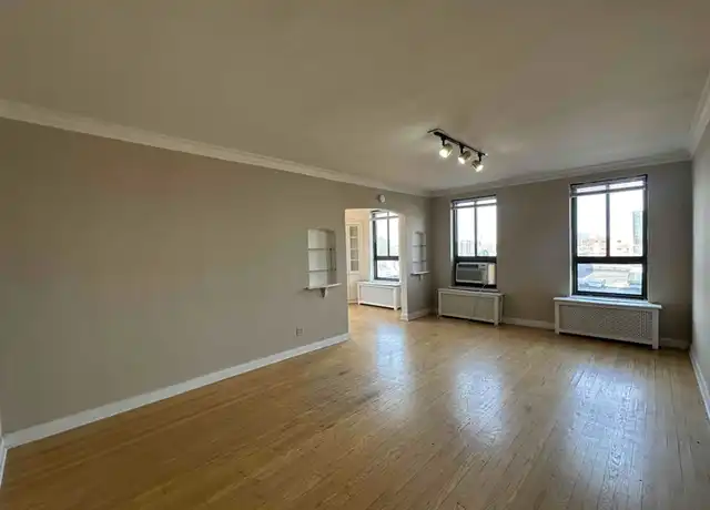 Property at 1720 E Capitol Dr Unit 318, Shorewood, WI, 53211, 1 bed, 1 bath, [object Object]