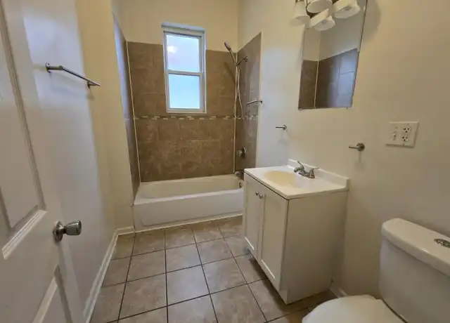Property at 7618 S Emerald Ave, Chicago, IL, 60620, 4 beds, 1 bath, [object Object]