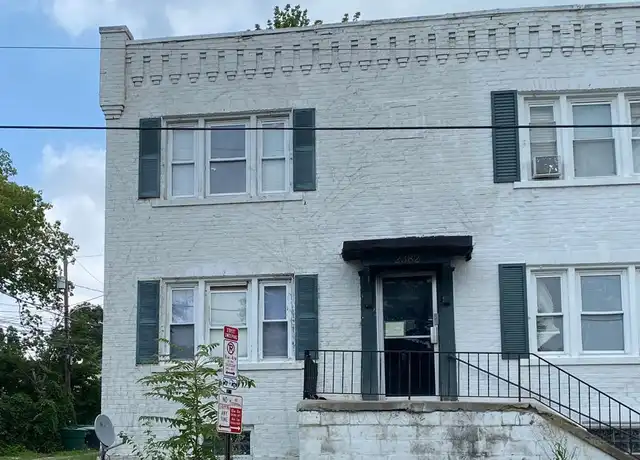 Property at 2378 Neil Ave Unit 8, Columbus, OH, 43202, 2 beds, 1 bath, [object Object]