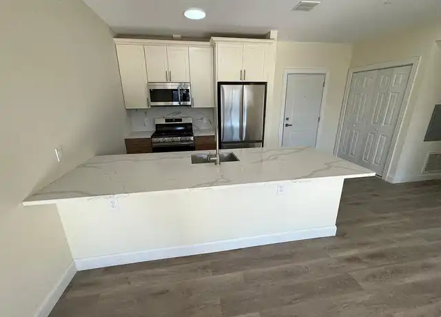 Property at 668 Communipaw Ave, Jersey City, NJ, 07304, 1 bed, 1 bath, [object Object]