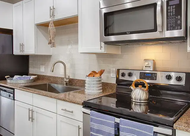 Property at Lake Vista Apartments - 2235 Rocky Mountain Ave, Loveland, CO, 80538, 3 beds, 2 baths, [object Object]