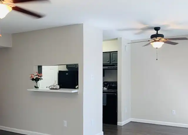 Property at 10228 S Gessner Rd Unit 3410, Houston, TX, 77071, 1 bed, 1 bath, [object Object]