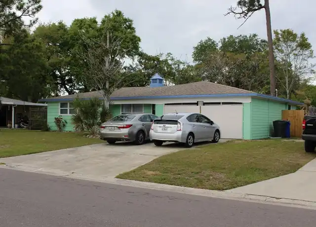 Property at 658 Roanoke St, Dunedin, FL, 34698, 3 beds, 1.5 baths, [object Object]