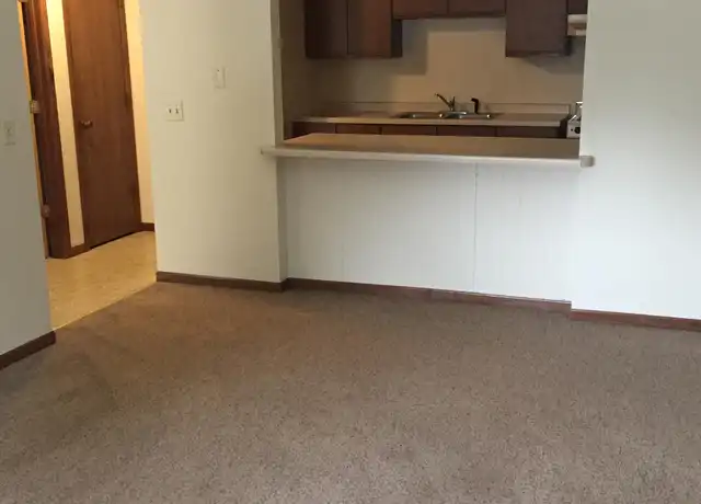 Property at 200 Campus View Dr Unit 307, Baraboo, WI, 53913, 1 bed, 1 bath, [object Object]