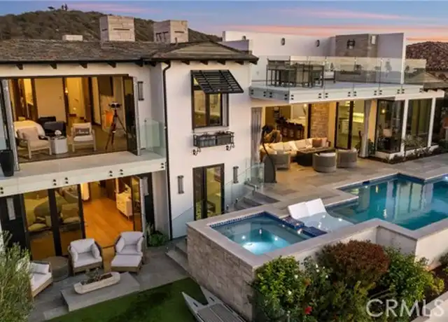 Property at 31 Shoreline Dr, Dana Point, CA, 92629, 5 beds, 6.5 baths, [object Object]