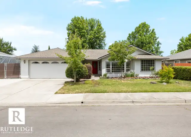 Property at 2921 Shasta Dr, Medford, OR, 97504, 3 beds, 2 baths, [object Object]